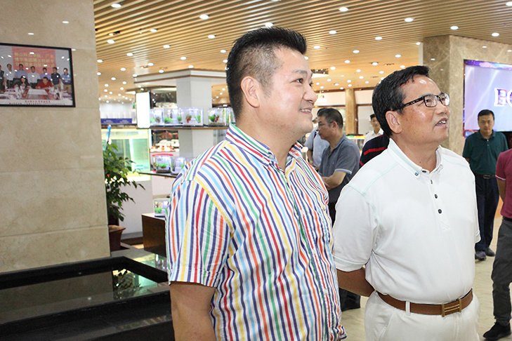 1705711873877046.jpg 1603868075655809.jpg